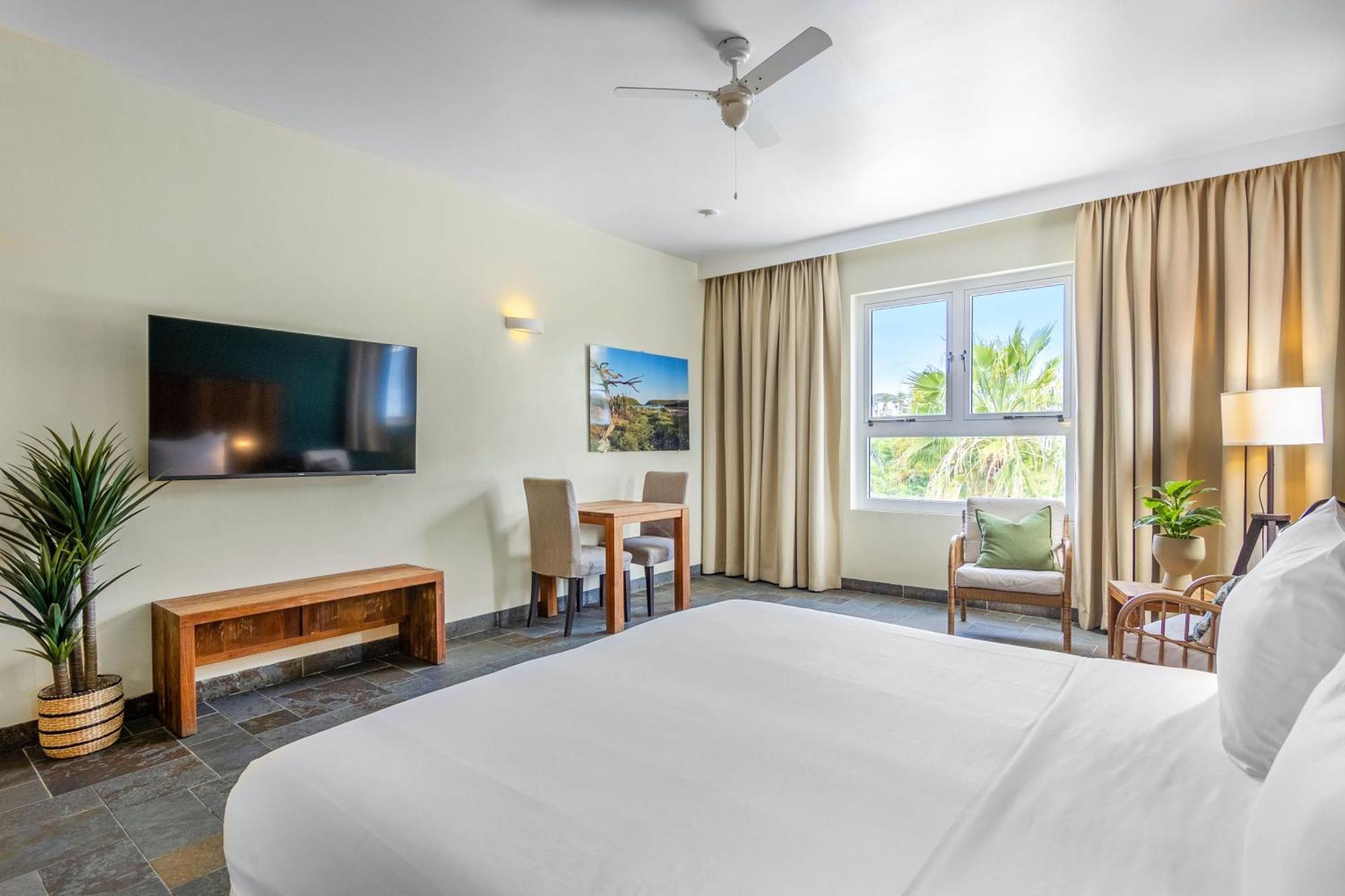 Bayside Boutique Hotel - Blue Bay Golf & Beach Resort Sint Michiel Exterior photo