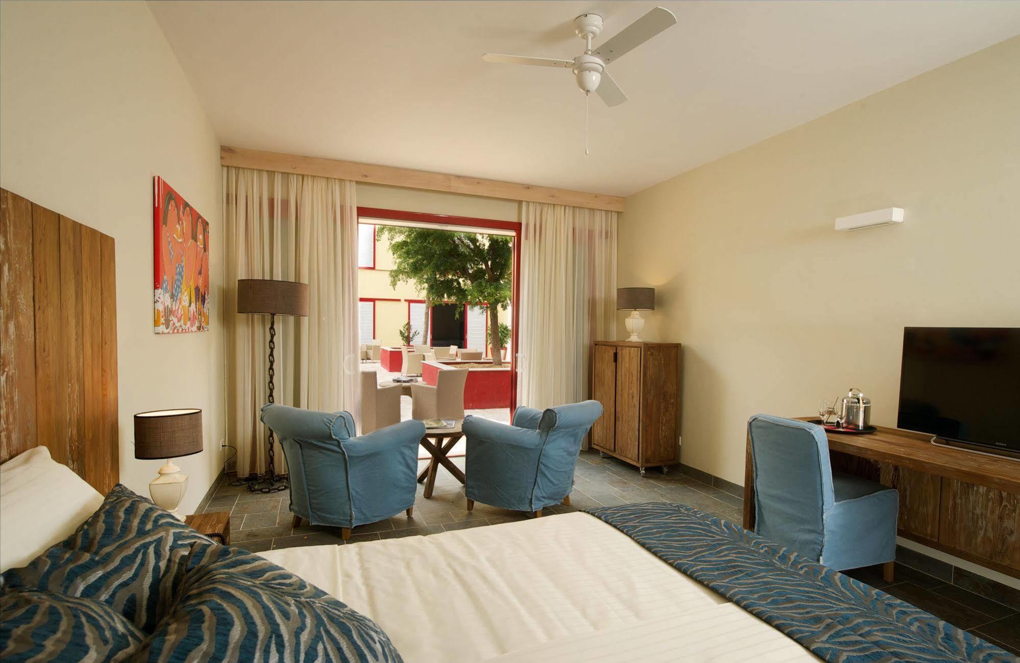 Bayside Boutique Hotel - Blue Bay Golf & Beach Resort Sint Michiel Exterior photo